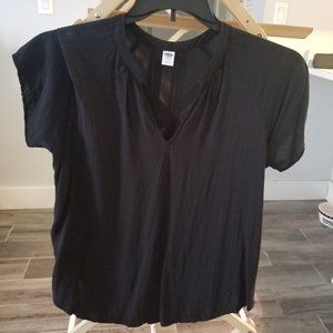 Old Navy Black tee